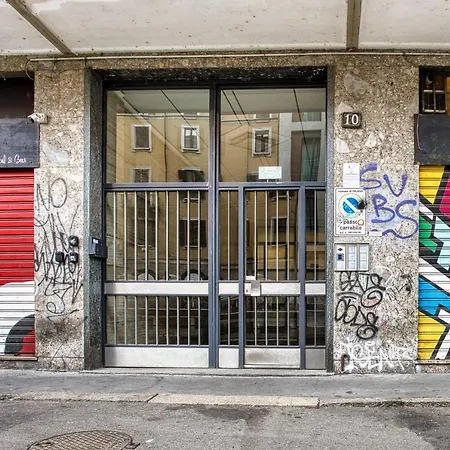 Joivy Charming 1-bed Flat In Navigli * Milan