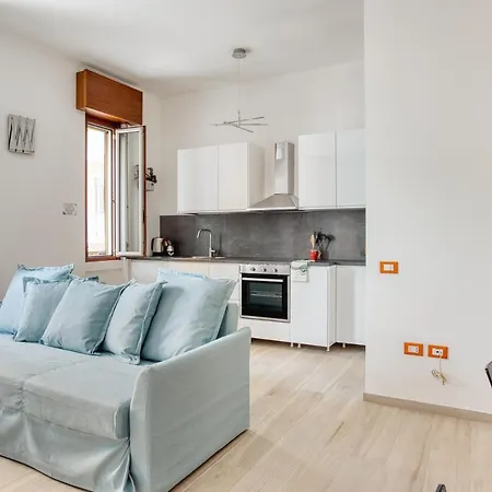 Joivy Charming 1-bed Flat In Navigli Milán